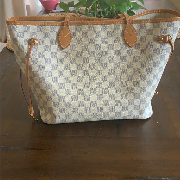 Louis Vuitton Handbags - Louis Vuitton Neverfull GM
